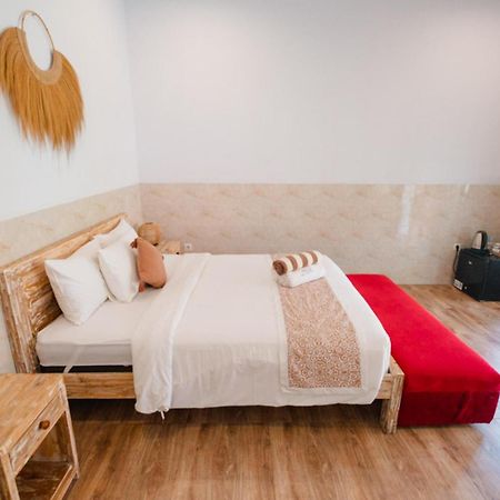Agung Wiwin Homestay & Restaurant Mengwi Exterior foto
